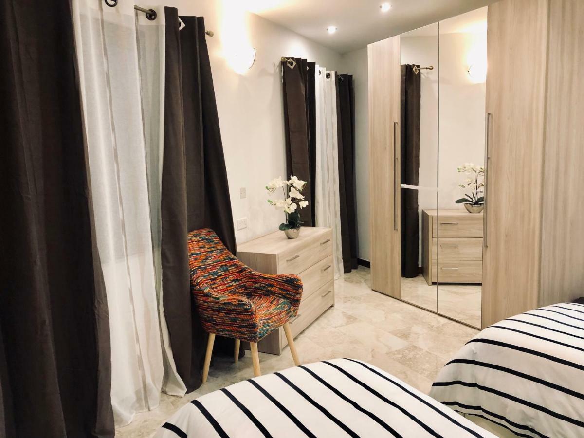 Вилла Modern Maltese House Слима Экстерьер фото
